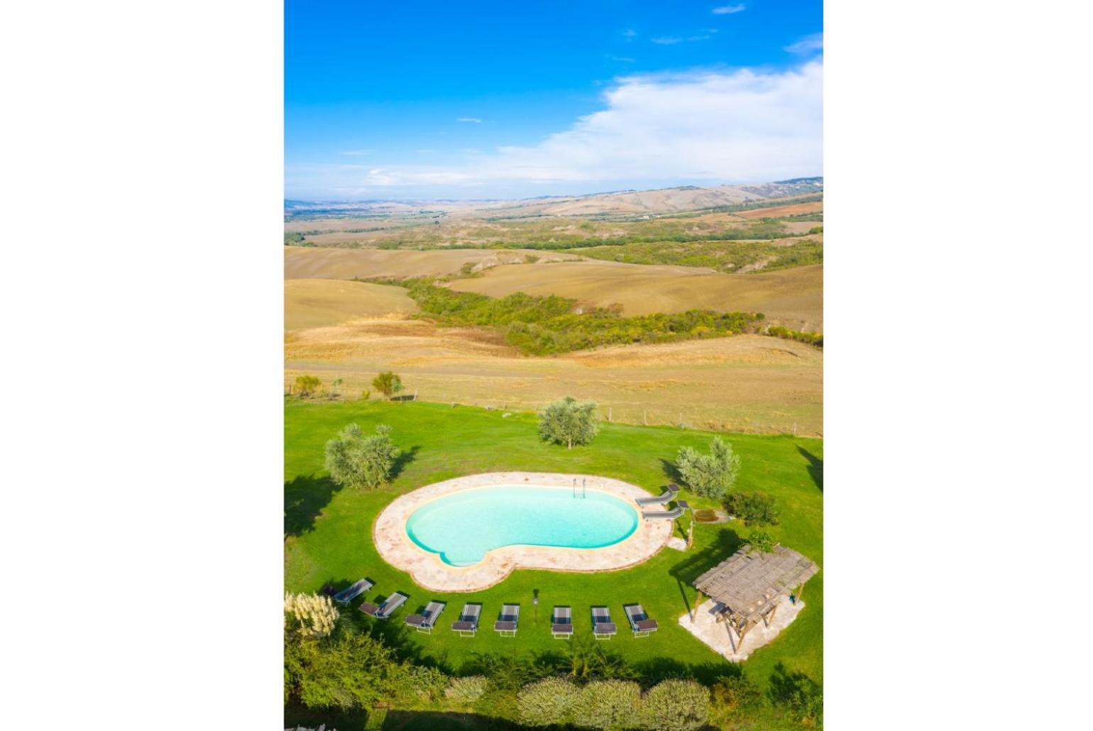 Villa Podere Belvedere Сиена Экстерьер фото