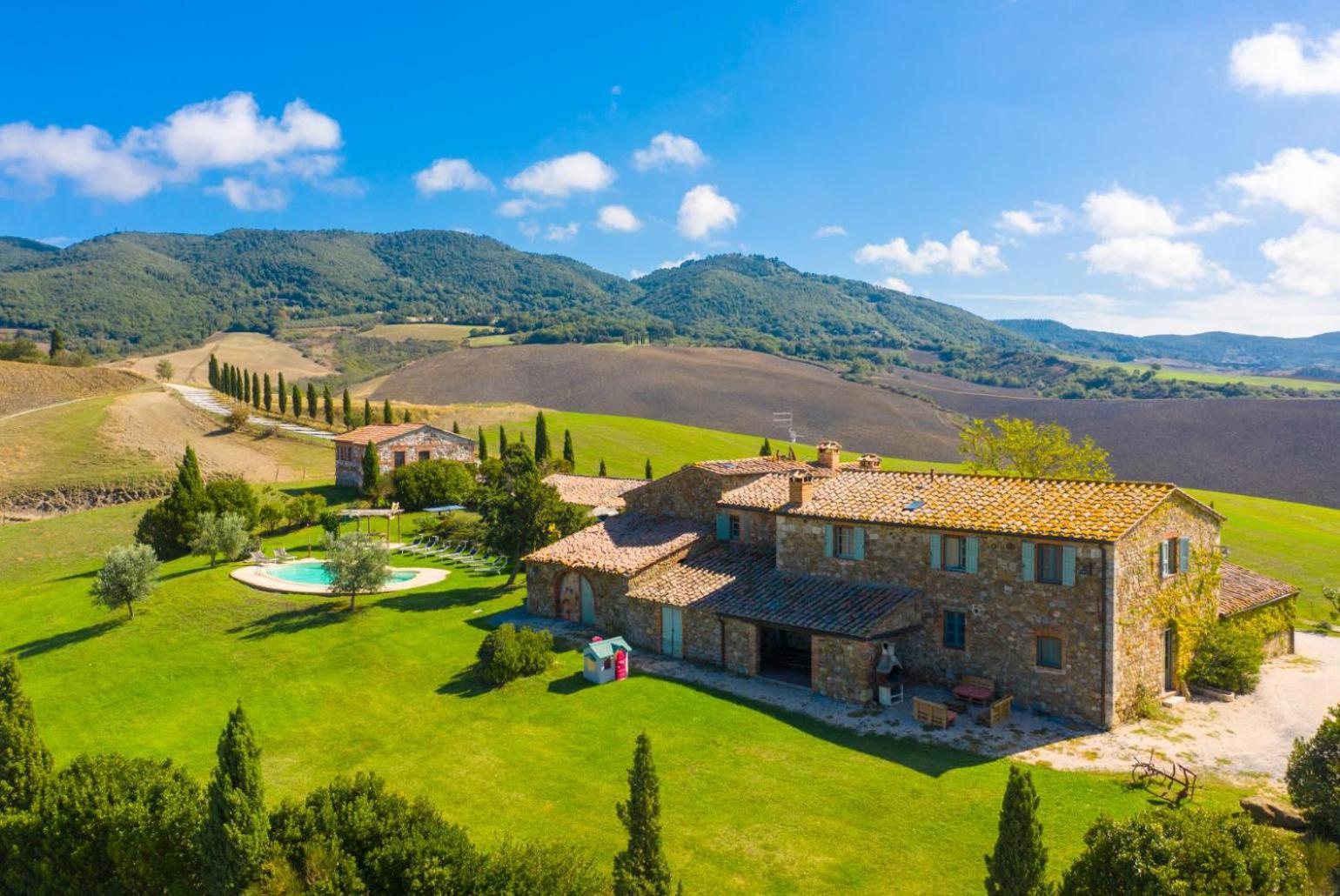 Villa Podere Belvedere Сиена Экстерьер фото